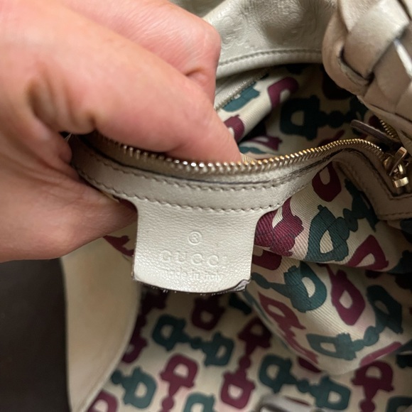 SALE‼️Auth. Gucci large Pelham bag (Guccisima) - Picture 8 of 10